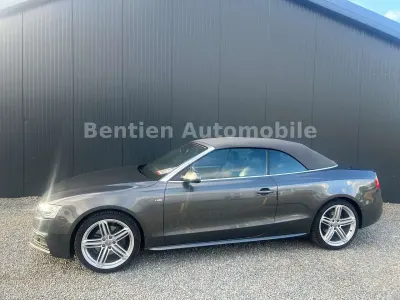 Gebraucht Audi A5 Cabriolet S-Line 211 PS (155 kW) 2013 Grau Cabrio
