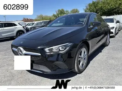 Gebraucht Mercedes CLA250e 218 PS (160 kW) 2023 Nachtschwarz  unilack Limousine