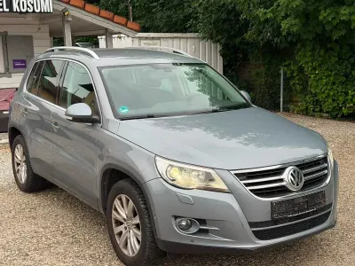 Gebraucht VW Tiguan Team 150 PS (110 kW) 2010 Grau SUV