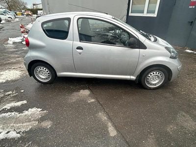Usata Toyota Aygo 68 CV (50 kW) 2006 Argento Utilitaria
