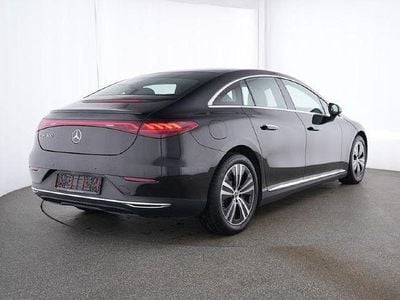 Mercedes EQE300