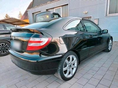 Gebraucht Mercedes C200 163 PS (119 kW) 2007 Schwarz Coupé