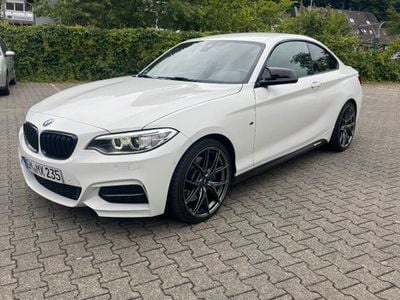 BMW M235