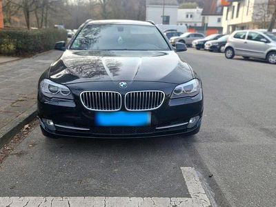 Gebraucht BMW 520 184 PS (135 kW) 2012 Schwarz Kombi
