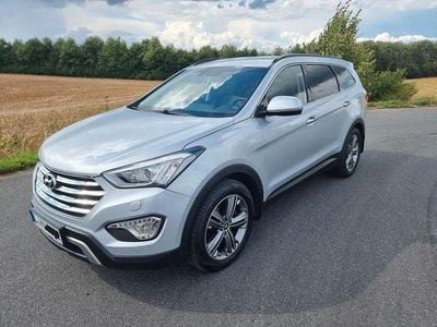 Hyundai Grand Santa Fe