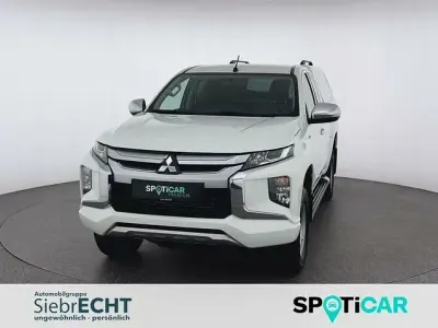Usata Mitsubishi L200 Basis 150 CV (110 kW) 2021 Andere farbe Pick-up