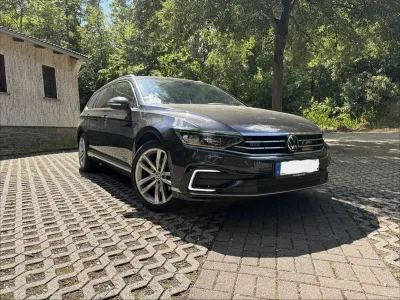 Gebraucht VW Passat GTE 156 PS (114 kW) 2020 Grau Kombi