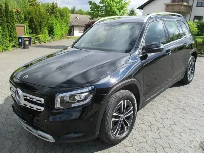 Gebraucht Mercedes GLB200 150 PS (110 kW) 2023 Schwarz SUV