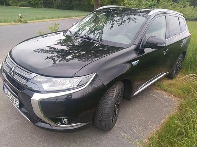 Mitsubishi Outlander P-HEV