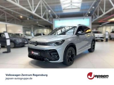 Neu VW Tiguan Style 150 PS (110 kW) 2026 Oyster silver metallic SUV