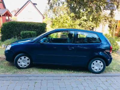 Gebraucht VW Polo 65 PS (47 kW) 2009 Blau Kleinwagen