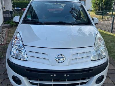Nissan Pixo