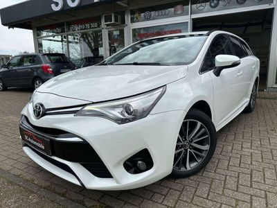 gebraucht Toyota Avensis Touring Sports Edition-S*NAVI*AHK*R-KAM