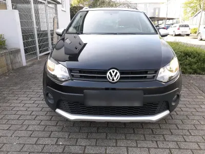 Gebraucht VW Polo Cross 105 PS (77 kW) 2011 Schwarz Kleinwagen