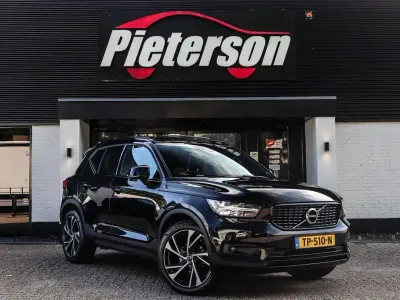 Gebraucht Volvo XC40 R-Design 156 PS (114 kW) 2018 Schwarz SUV