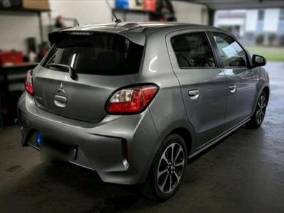 Grau Gebraucht 2022 Mitsubishi Space Star Kleinwagen | 11.999 € (Fairer Preis)