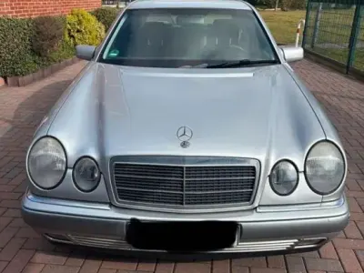 Gebraucht Mercedes E200