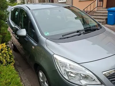 Gebraucht Opel Meriva Edition 101 PS (74 kW) 2011 Grau Van / Kleinbus