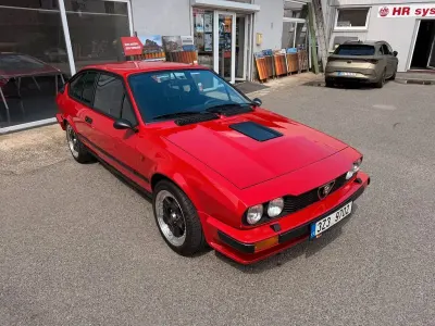Gebraucht Alfa Romeo GTV 190 PS (139 kW) 1985 Rot Coupé