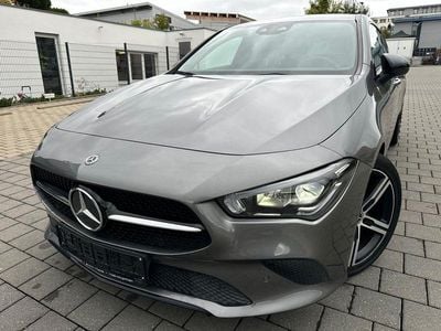 Gebraucht Mercedes CLA200 Shooting Brake 163 PS (119 kW) 2020 Grau Kombi