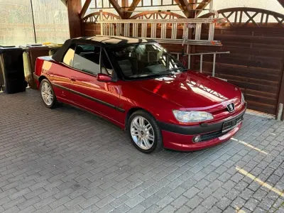 Gebraucht Peugeot 306 Cabriolet 132 PS (97 kW) 1998 Rot Cabrio