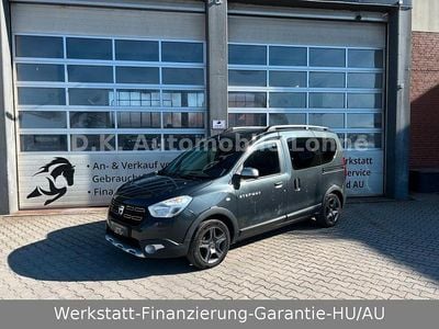 Gebraucht Dacia Dokker Celebration 116 PS (85 kW) 2017 Grau Van / Kleinbus