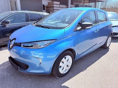 Second-hand Renault Zoe Life 42 kW (58 CP) 2019 Albastru Hatchback