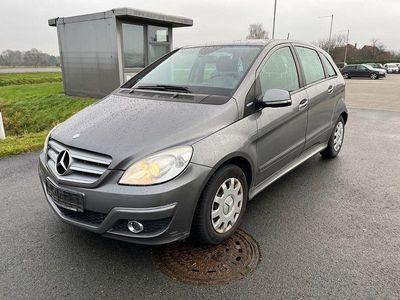 Mercedes B180