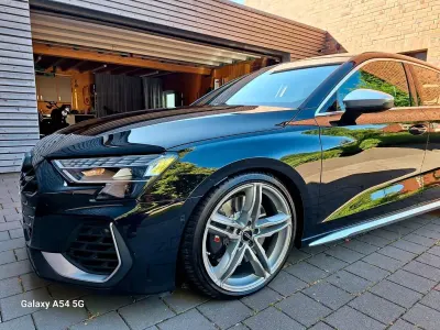 Gebraucht Audi S3 Sport 333 PS (244 kW) 2024 Schwarz Limousine