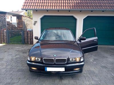 Violet Gebraucht 1997 BMW 850 Coupé | 9.999 €