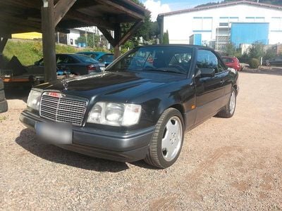 Gebraucht Mercedes E320 220 PS (161 kW) 1995 Schwarz Cabrio