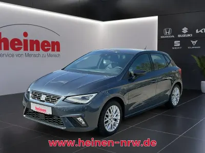Usata Seat Ibiza Beats 110 CV (80 kW) 2024 Grigio Utilitaria