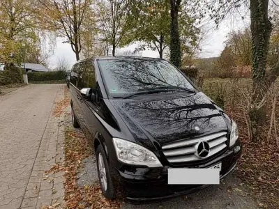 Gebraucht Mercedes Viano 163 PS (119 kW) 2011 Schwarz Van / Kleinbus