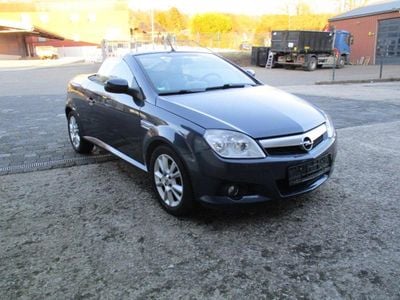 Gebraucht Opel Tigra Enjoy 90 PS (66 kW) 2006 Grau Cabrio