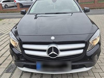 Gebraucht Mercedes CLA220 130 PS (95 kW) 2016 Schwarz Limousine
