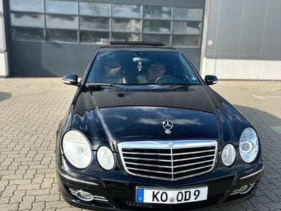 Gebraucht Mercedes E420 Avantgarde 314 PS (230 kW) 2006 Schwarz Limousine