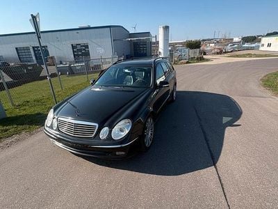 Usata Mercedes E320 178 CV (130 kW) 2003 Nero Station wagon