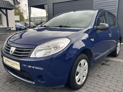 Usata Dacia Sandero Ambiance 75 CV (55 kW) 2009 Blu Utilitaria