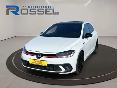 Gebraucht VW Polo Edition 207 PS (152 kW) 2025 Candyweiß dach deep black Kleinwagen