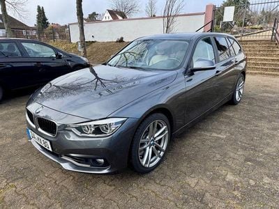 Grau Gebraucht 2015 BMW 340 Advantage Kombi | 31.700 € (Fairer Preis)