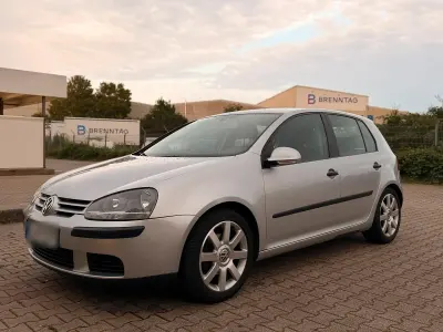 Gebraucht VW Golf IV 116 PS (85 kW) 2004 Silber Limousine