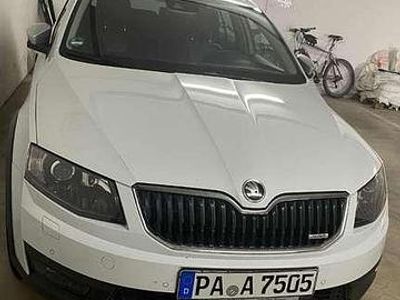 Gebraucht Skoda Octavia 184 PS (135 kW) 2016 Kombi