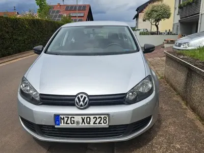 Gebraucht VW Golf VI 105 PS (77 kW) 2009 Grau Kleinwagen
