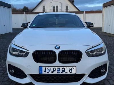 Gebraucht BMW 118 Shadowline 136 PS (100 kW) 2018 Weiß Kleinwagen