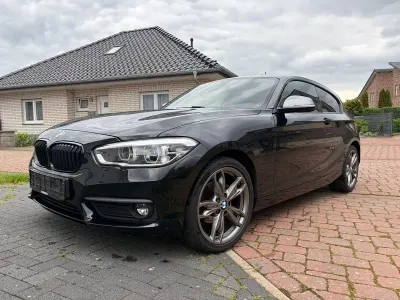Gebraucht BMW 116 Advantage 116 PS (85 kW) 2017 Schwarz Kleinwagen