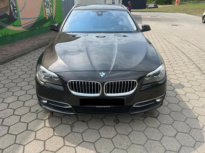 Second-hand BMW 525 Luxury Line 218 CP (160 kW) 2016 Maro Break