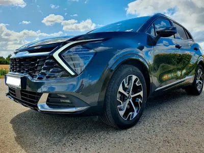 Gebraucht Kia Sportage Spirit 180 PS (132 kW) 2024 Grau SUV