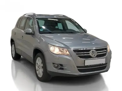 Gebraucht VW Tiguan Team 122 PS (89 kW) 2011 Silber SUV