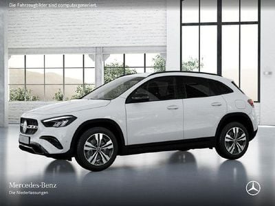 Mercedes GLA220