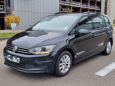 Gebraucht VW Touran Comfortline 116 PS (85 kW) 2015 Schwarz Van / Kleinbus